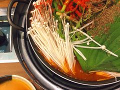-喇喇排骨火锅·传统韩式脊骨汤(望京西园总店)