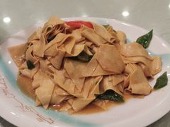 -黄家饺子东北特色菜馆(湖滨商业街店)