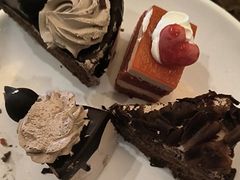 -皇朝万鑫自助餐厅