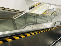 -盈丰路(地铁站)