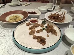 -荣誉海鲜酒楼(海湾店)