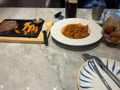 -必胜客(尹山湖歌林公园店)