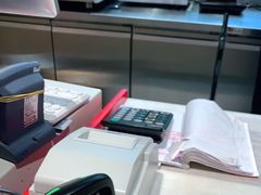 -向阳松鼠(南园店)