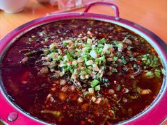 -大众跷脚牛肉馆·非遗传承单位(峨眉山店)