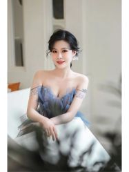 -不晚国际婚纱礼服