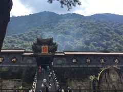 -冕宁灵山寺
