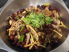 -龙顺园麻辣香锅(机场店)