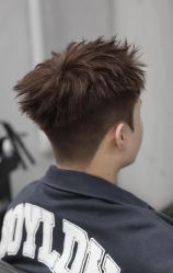 -藤野造型烫发染发