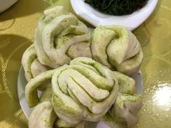 -穆豪麦蒸碗羊羔肉