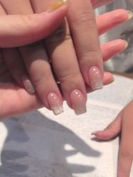 -花系美·美甲美睫精品店