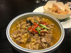 酸汤煮极品肥牛-柒园·三十年创意杭帮菜(龙湖滨江天街店)