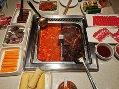 -海底捞火锅鲜切牛肉主题店(长寿路店)