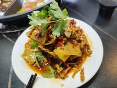 -秦巴石锅鱼