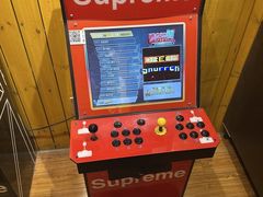 -伯爵·沉浸式超级密室·直营店