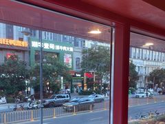 -何师傅美蛙鱼头(汉街店)