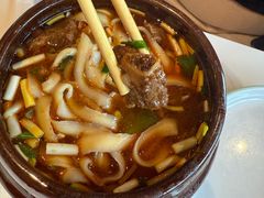 -亚伟瓦罐面美食城(淇县总店)