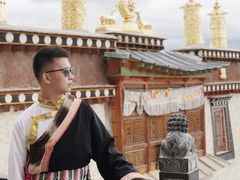 -噶丹松赞林寺