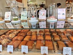 -VERIE BAKEHOUSE