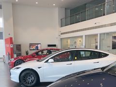 -TESLA 特斯拉(北京南四环中路特斯拉中心)