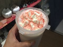 草莓白巧克力风味星冰乐-星巴克(红房子店)