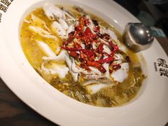 -酸渡·老坛酸菜鱼·现炒下饭菜(港惠新天地店)