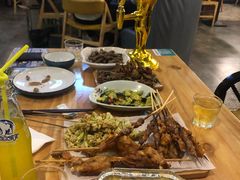 -新凯旋·烧烤bar(余英坊店)