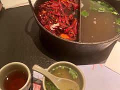 草本鸳鸯锅-盡膳口福跷脚牛肉火锅(晶耀前滩店)
