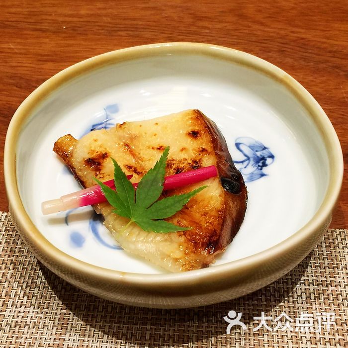 耕海蟹将军银鳕鱼西京烧图片-北京日本料理-大众点评网