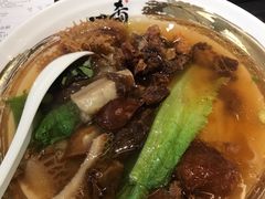 鲜牛杂牛腩粿条-一肴·牛肉粿条(深圳湾睿印店)