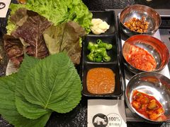 -臻牛烤肉