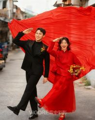 -雪中彩影婚纱摄影·微光艺术中心