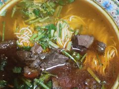 -金杨拉面王小吃面馆·牛三宝面·红烧牛肉粉