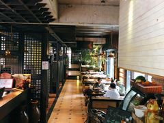 大堂-Local泰莲庭(虹鳟鱼店)