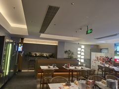 -肥肥虾庄·金牌油焖大虾(汉口城市广场店)
