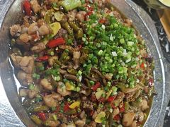 -廖哥泡椒兔(峨眉店)