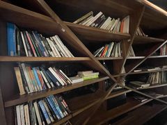 -钟书阁(松江泰晤士小镇店)