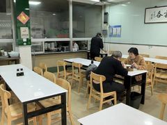 -绿杨馄饨临顿路店