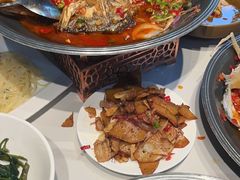 -三湘四水正宗湘菜(君峰路店)