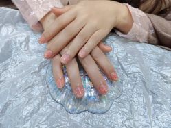 -灰姑娘美甲美睫馆