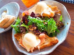 -ROAST coffee & eatery