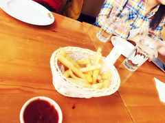 -LENBACH兰巴赫西餐啤酒坊(大连星海广场店)