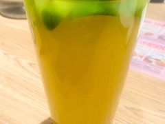 -必胜客(新中纬店)