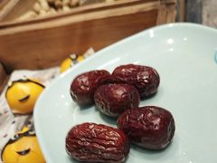 -金滏山烤肉·海鲜·火锅自助餐厅(襄阳万达店)