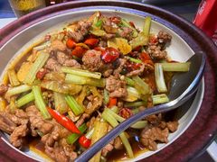 -渝是乎酸菜鱼·川渝小炒(新世界百货望京店)