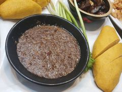 -乔家小院•本地小海鲜•非遗驴肉(万年泉路店)