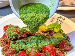 -龙巢盱眙龙虾·牛蛙·烧烤宵夜(八卦岭店)