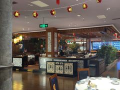 -八府香鸭·啫啫煲(华山路店)