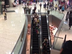 -东荟城名店仓