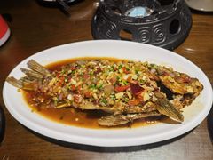 香酥鲫鱼-味上湘菜馆(岳麓山店)