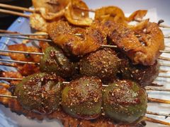 -鱼窝棚柴火铁锅炖(富山屯店)